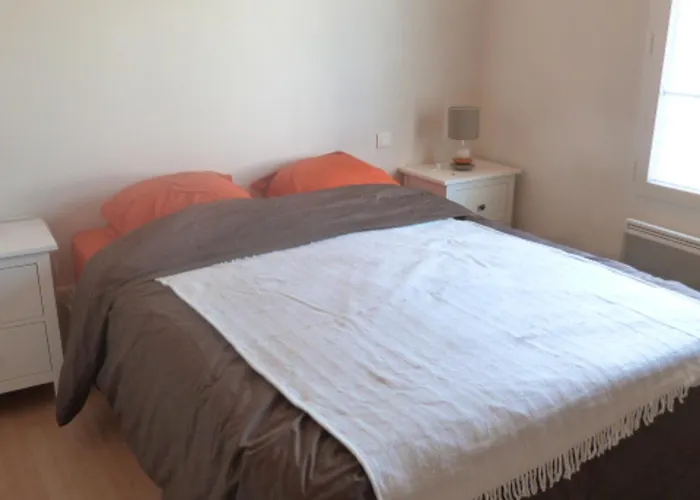 Maison Confortable 4/6 Pers - Proche Et Commerces - Wifi Gratuit - Fr-1-823-91 *